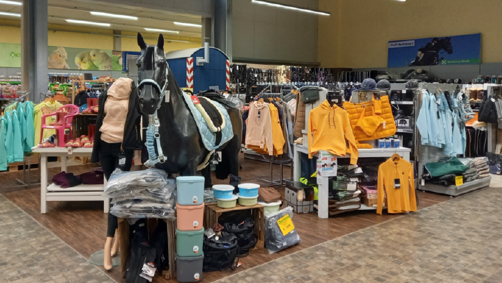 20240424 Barnstorf Reitsport klein